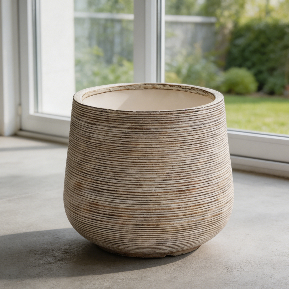 Distressed Farmhouse Round Planter with Drainage